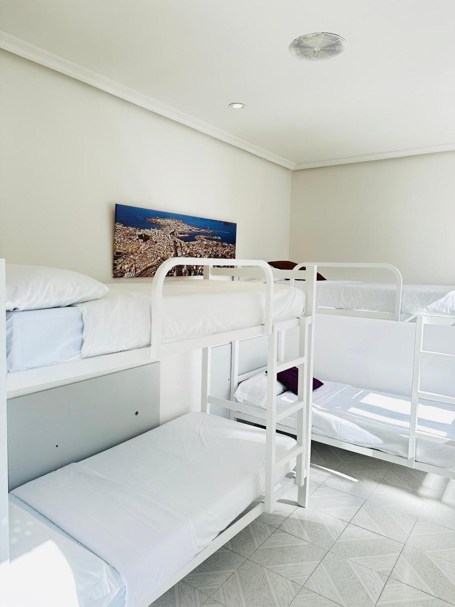Hostal CostА-Корунья Екстер'єр фото